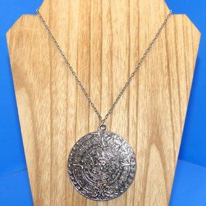 Vintage Aztec Calendar Medallion Necklace Piedra Del Sol Sun Stone Silver Tone